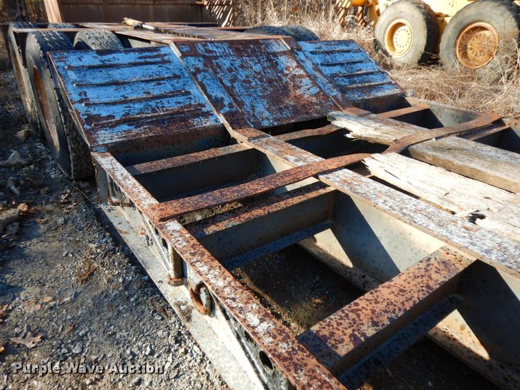 image for item HG9299 2001 Witzco RG-35  lowboy equipment trailer