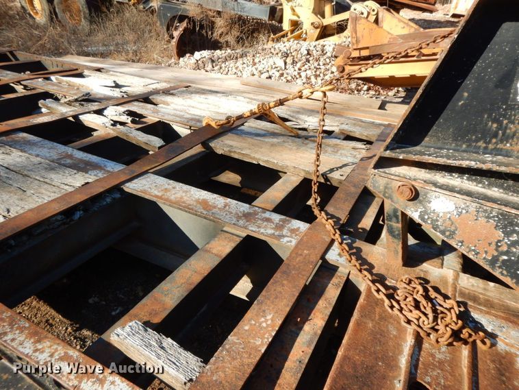 image for item HG9299 2001 Witzco RG-35  lowboy equipment trailer