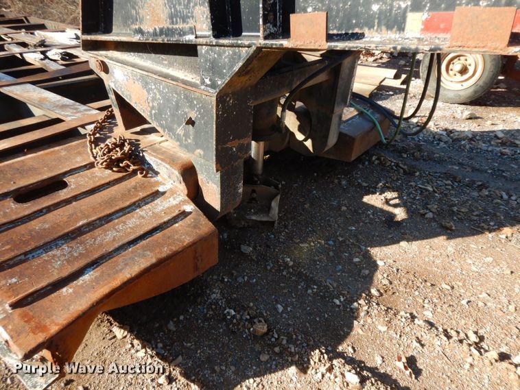 image for item HG9299 2001 Witzco RG-35  lowboy equipment trailer