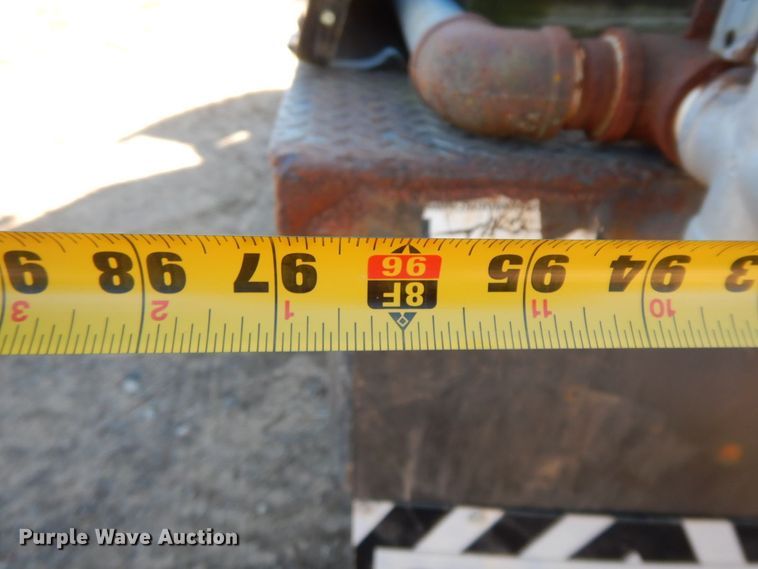 image for item HG9309 1990 International 4700  flatbed truck