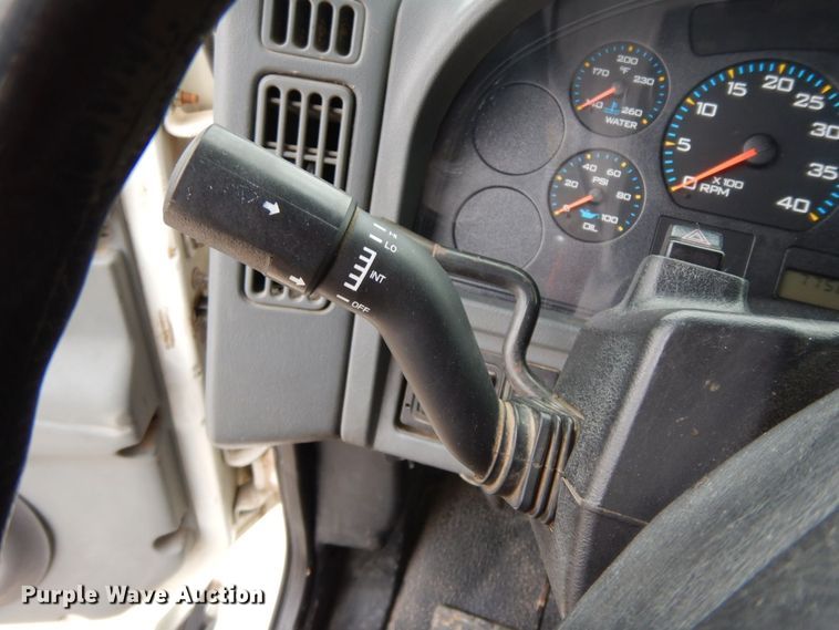 image for item HG9351 2007 International 8600  semi truck