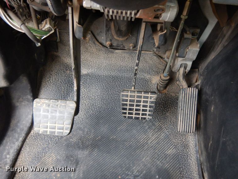 image for item HG9351 2007 International 8600  semi truck