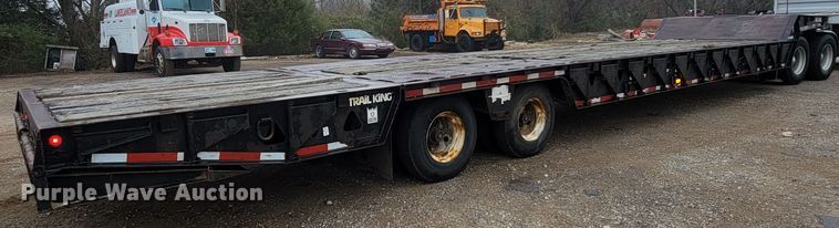 image for item HG9353 2001 Trail King TK70HT  equipment trailer