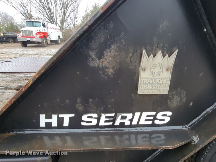 image for item HG9353 2001 Trail King TK70HT  equipment trailer