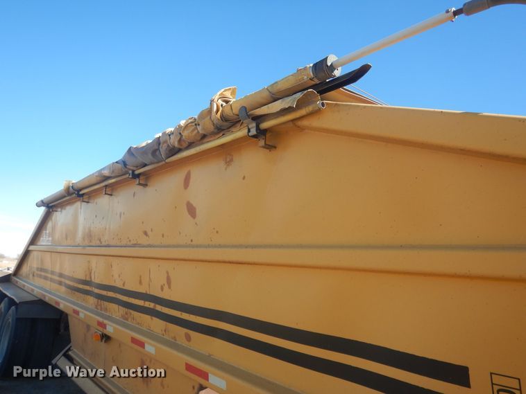 image for item HQ9530 1993 Load King 246-43-3  bottom dump trailer