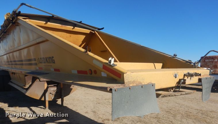 image for item HQ9530 1993 Load King 246-43-3  bottom dump trailer