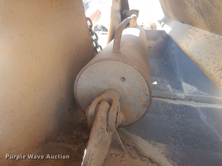 image for item HQ9530 1993 Load King 246-43-3  bottom dump trailer