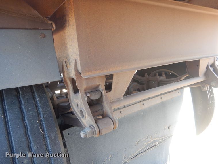 image for item HQ9530 1993 Load King 246-43-3  bottom dump trailer