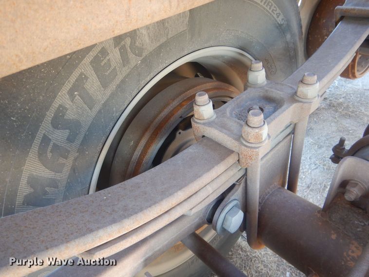 image for item HQ9530 1993 Load King 246-43-3  bottom dump trailer