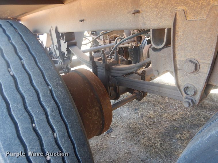 image for item HQ9530 1993 Load King 246-43-3  bottom dump trailer