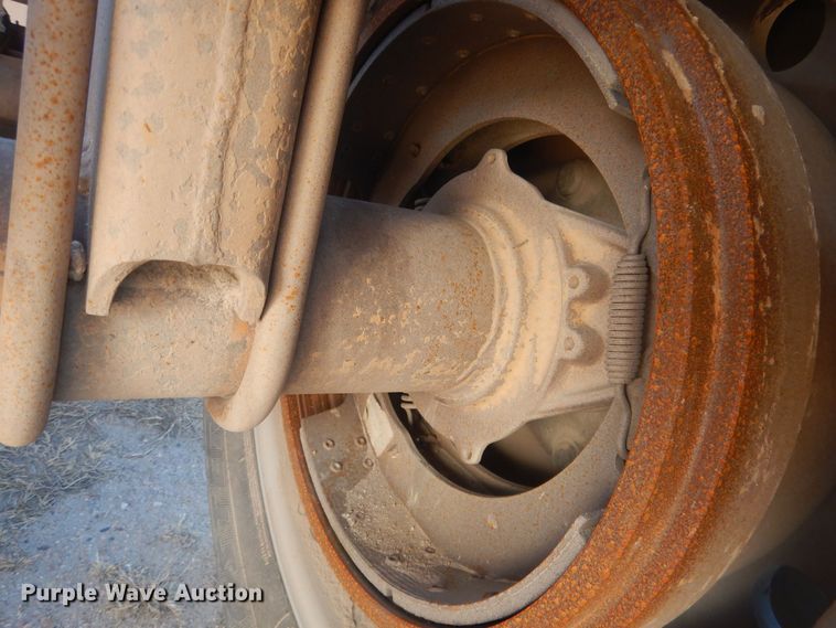 image for item HQ9530 1993 Load King 246-43-3  bottom dump trailer