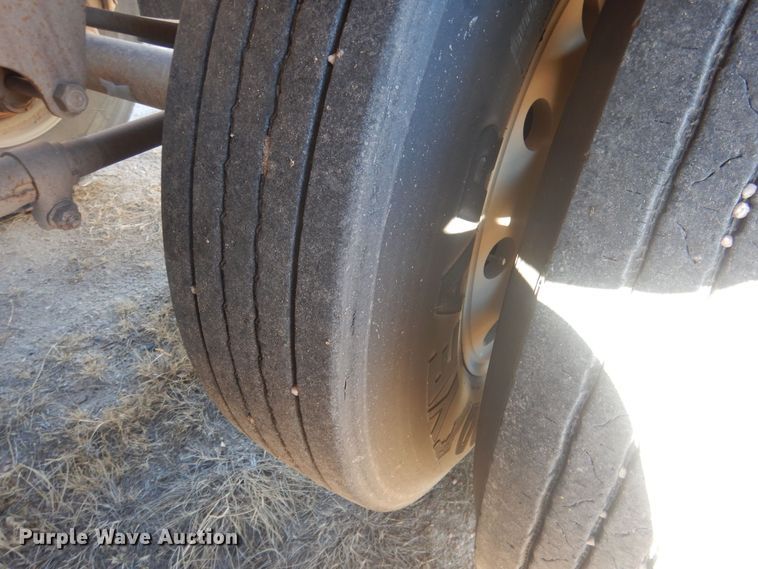 image for item HQ9530 1993 Load King 246-43-3  bottom dump trailer