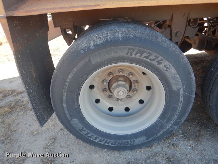 image for item HQ9530 1993 Load King 246-43-3  bottom dump trailer