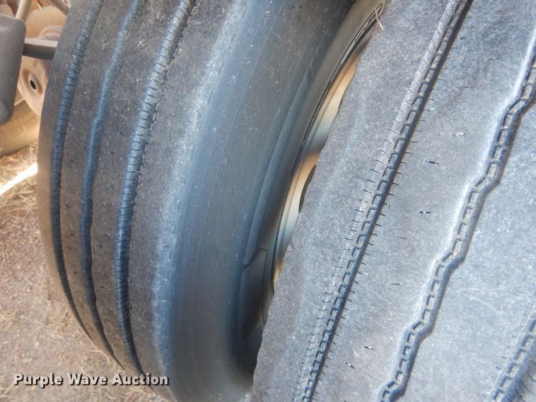 image for item HQ9530 1993 Load King 246-43-3  bottom dump trailer