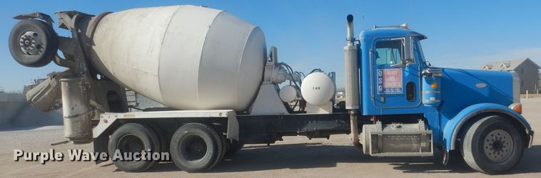 image for item HQ9531 1997 Peterbilt 357  ready mix truck