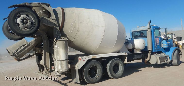 image for item HQ9531 1997 Peterbilt 357  ready mix truck
