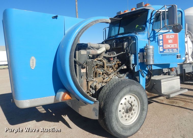 image for item HQ9531 1997 Peterbilt 357  ready mix truck
