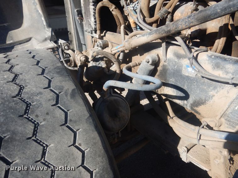 image for item HQ9531 1997 Peterbilt 357  ready mix truck