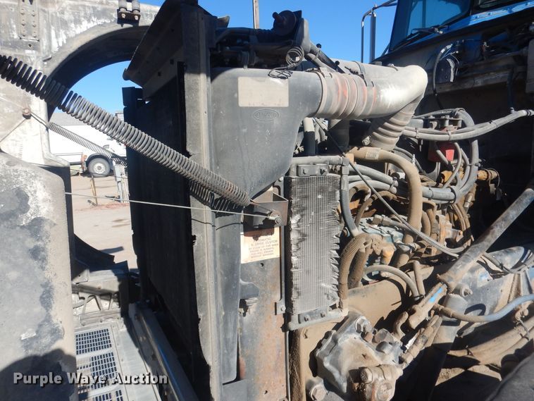 image for item HQ9531 1997 Peterbilt 357  ready mix truck