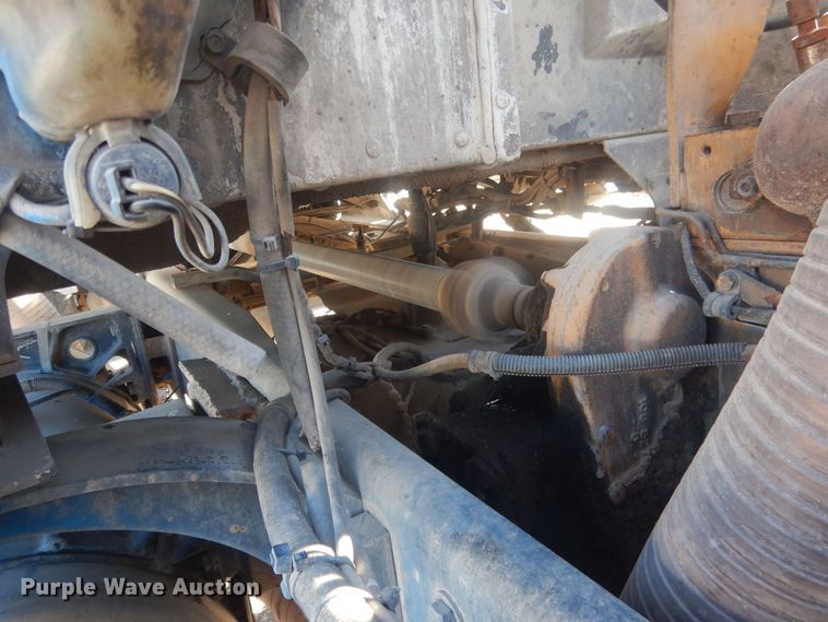 image for item HQ9531 1997 Peterbilt 357  ready mix truck