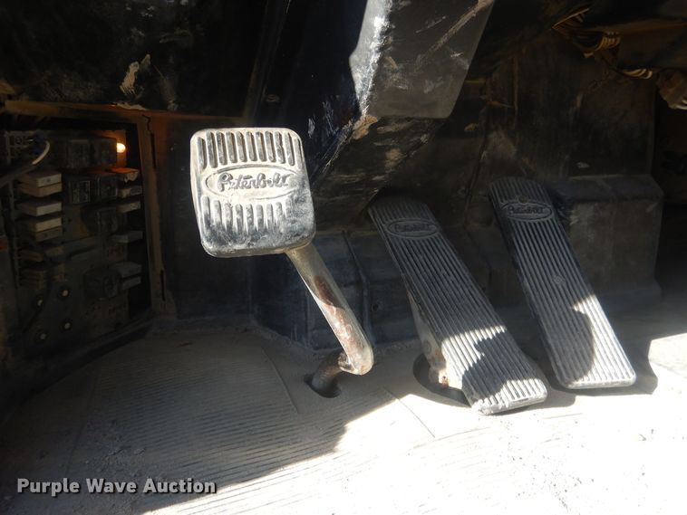 image for item HQ9531 1997 Peterbilt 357  ready mix truck