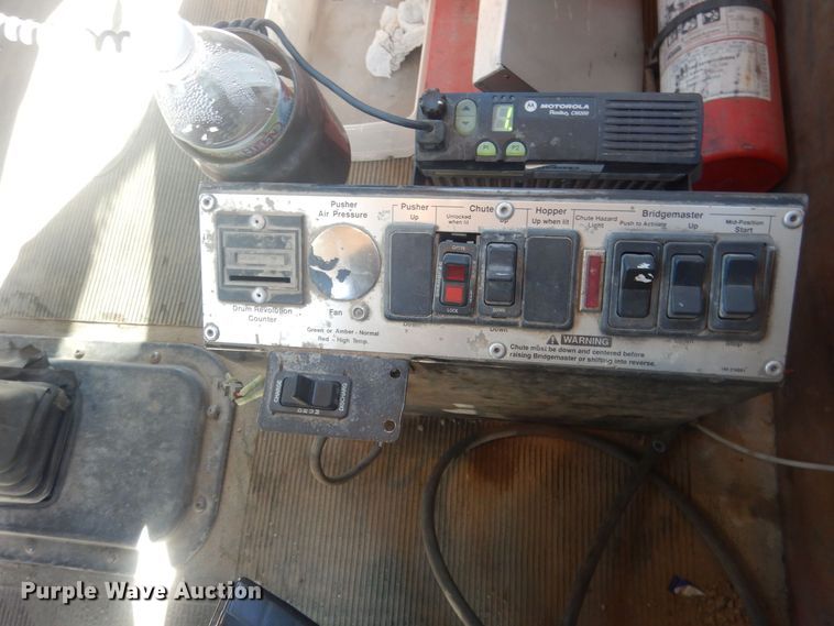 image for item HQ9531 1997 Peterbilt 357  ready mix truck