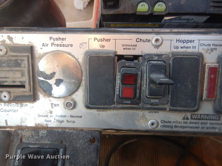 image for item HQ9531 1997 Peterbilt 357  ready mix truck