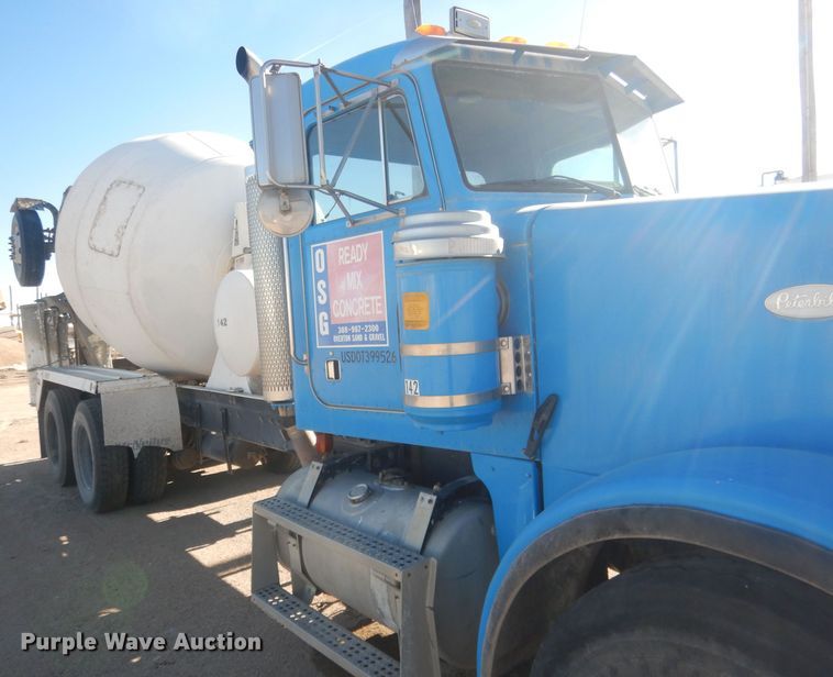 image for item HQ9531 1997 Peterbilt 357  ready mix truck