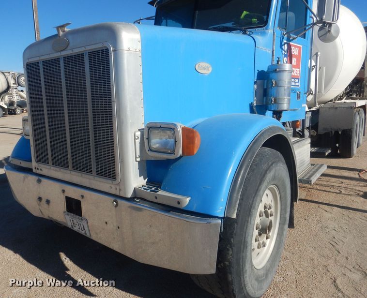 image for item HQ9531 1997 Peterbilt 357  ready mix truck