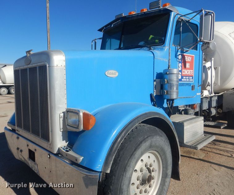 image for item HQ9531 1997 Peterbilt 357  ready mix truck