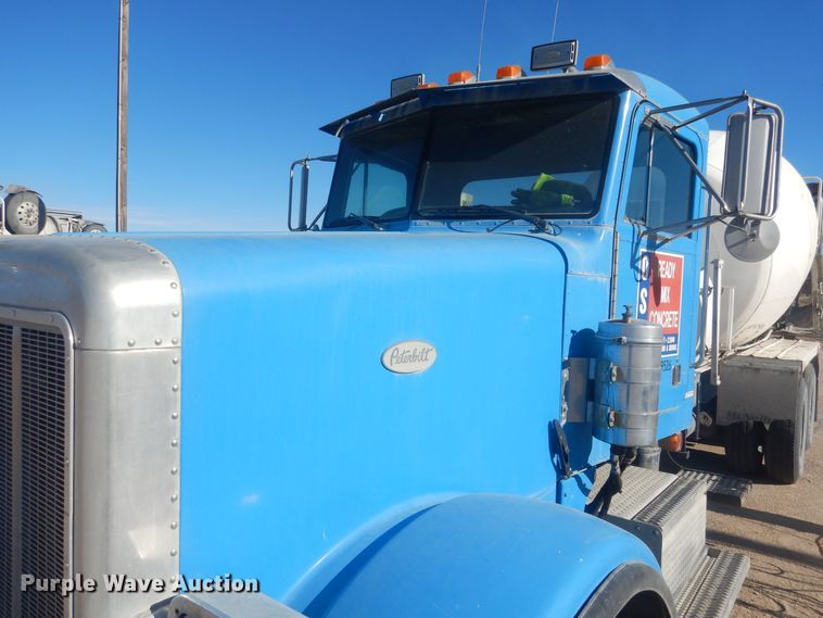 image for item HQ9531 1997 Peterbilt 357  ready mix truck