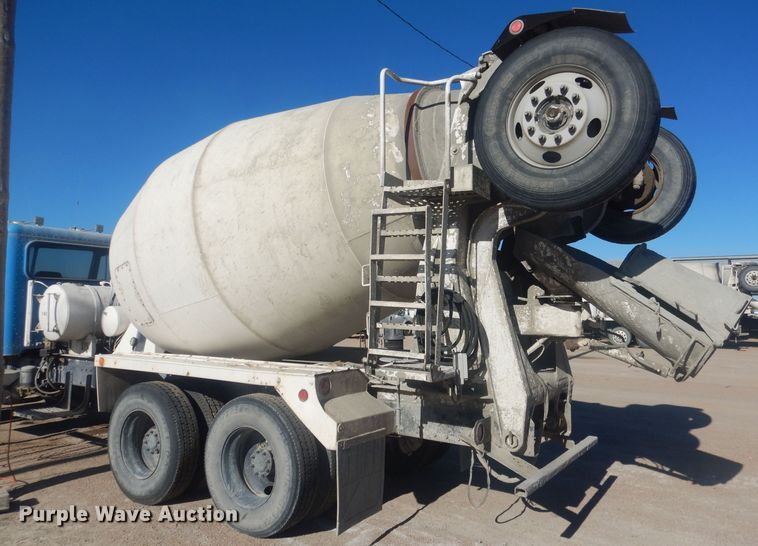 image for item HQ9531 1997 Peterbilt 357  ready mix truck