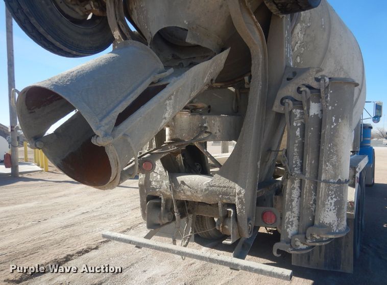 image for item HQ9531 1997 Peterbilt 357  ready mix truck