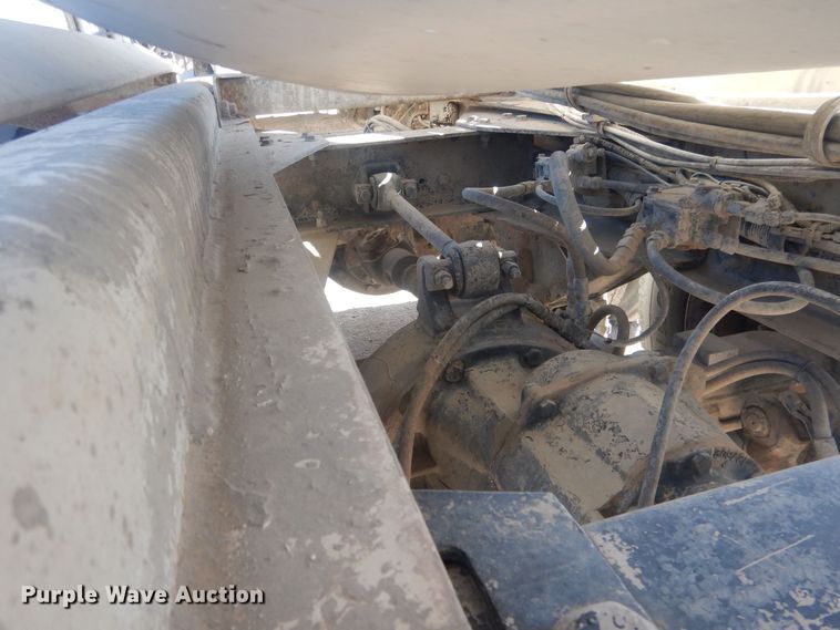 image for item HQ9531 1997 Peterbilt 357  ready mix truck