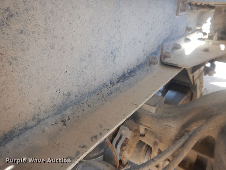 image for item HQ9531 1997 Peterbilt 357  ready mix truck