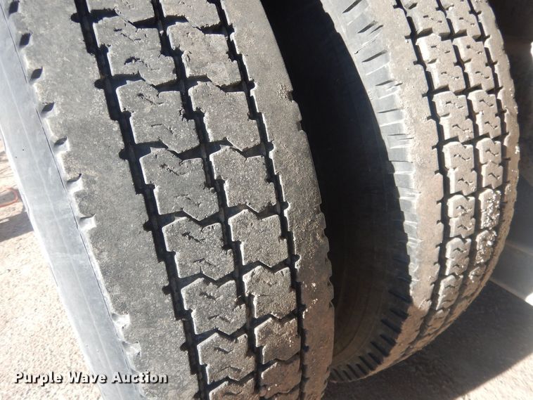 image for item HQ9531 1997 Peterbilt 357  ready mix truck