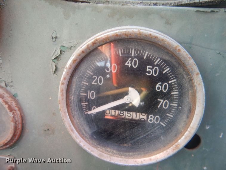 image for item HQ9558 1965 Mack B61  semi truck