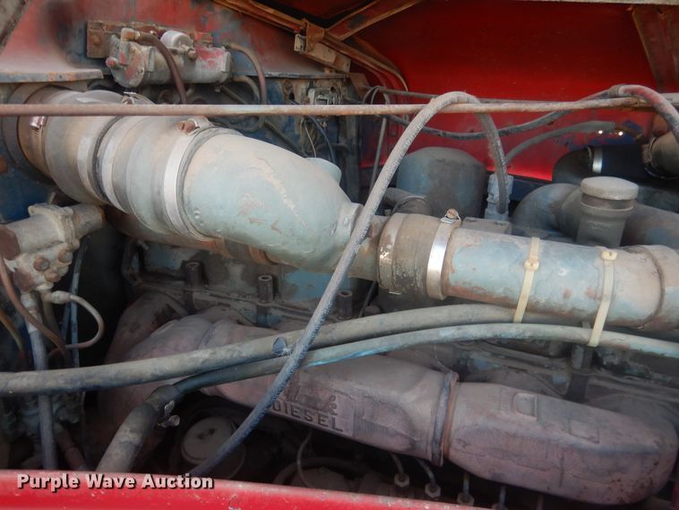 image for item HQ9558 1965 Mack B61  semi truck