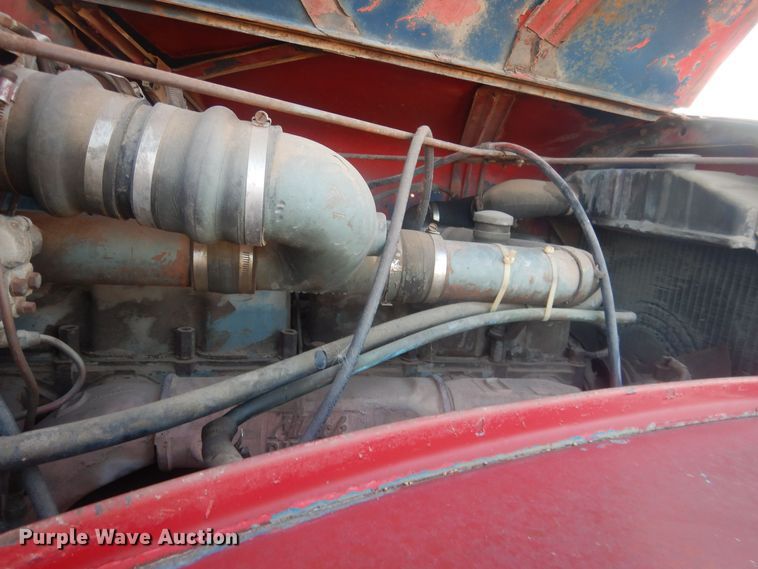 image for item HQ9558 1965 Mack B61  semi truck