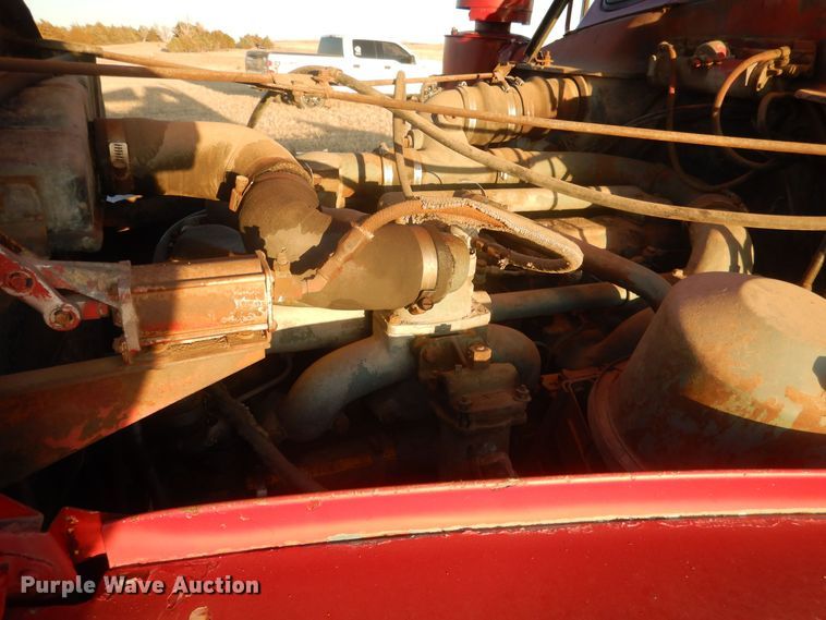 image for item HQ9558 1965 Mack B61  semi truck