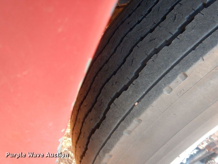 image for item HQ9558 1965 Mack B61  semi truck