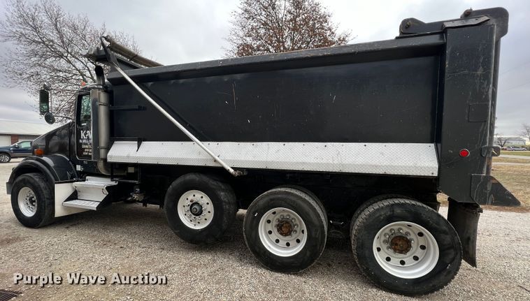 image for item ID9257 2007 Kenworth T800  dump truck