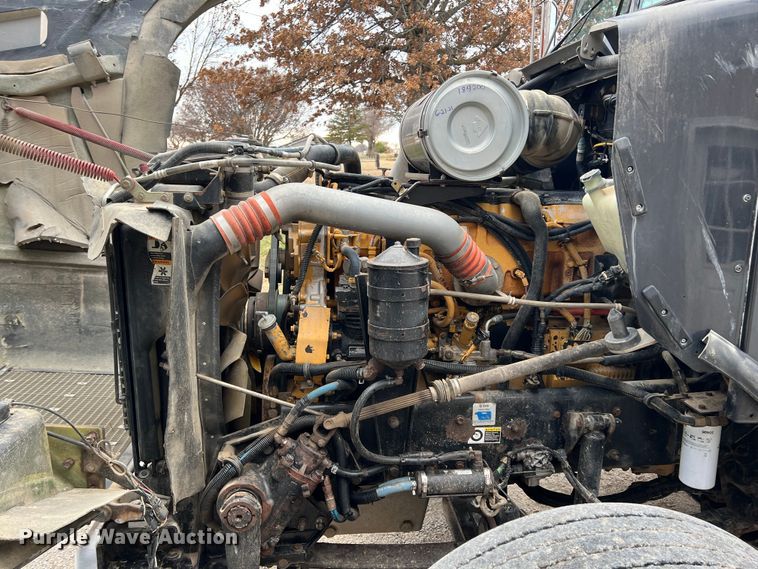 image for item ID9257 2007 Kenworth T800  dump truck