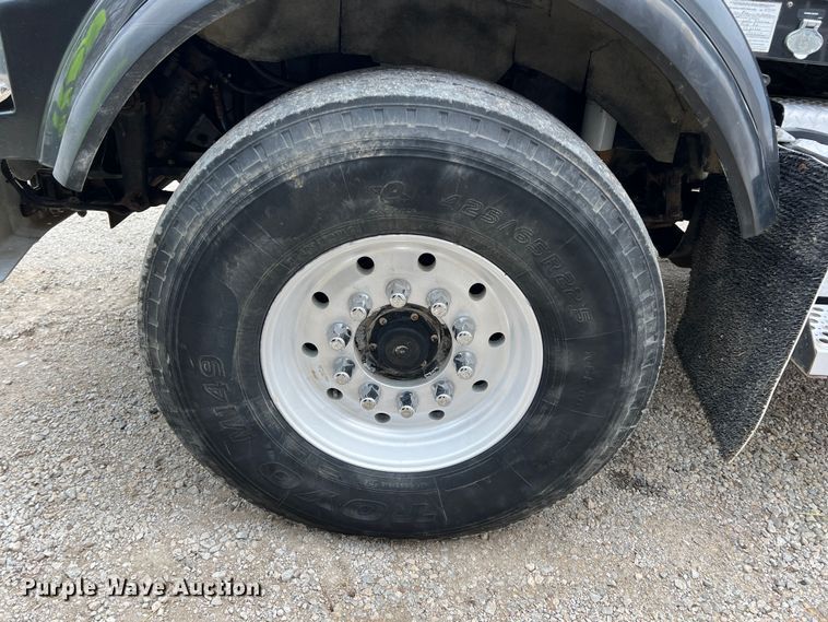 image for item ID9257 2007 Kenworth T800  dump truck