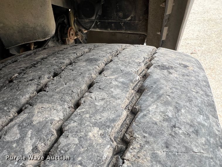 image for item ID9257 2007 Kenworth T800  dump truck