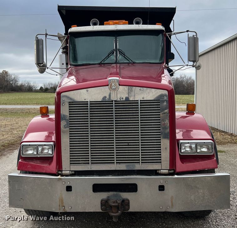 image for item ID9258 1997 Kenworth T800  dump truck