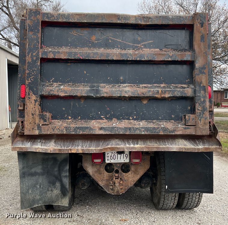 image for item ID9258 1997 Kenworth T800  dump truck