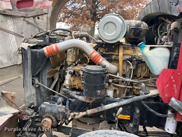 image for item ID9258 1997 Kenworth T800  dump truck