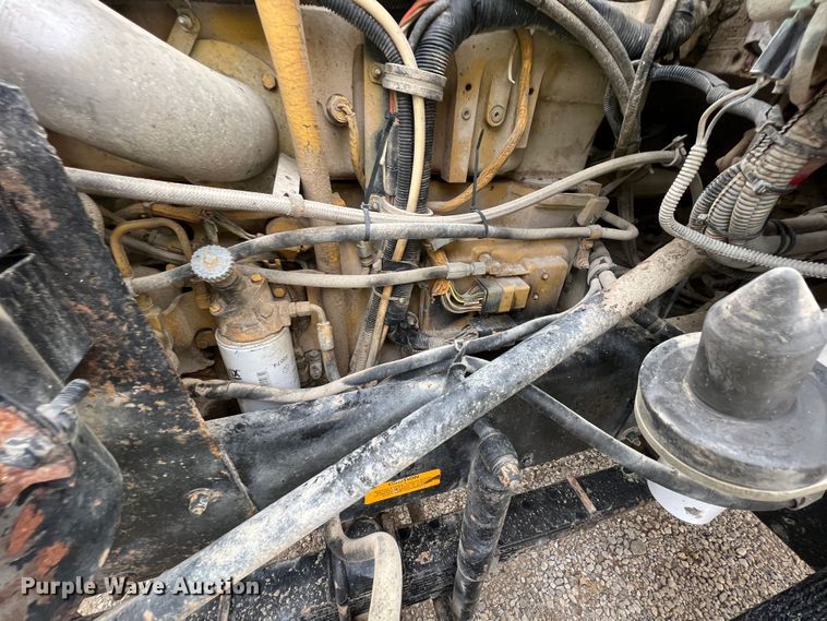 image for item ID9258 1997 Kenworth T800  dump truck