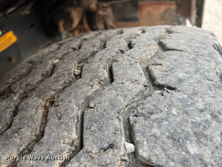 image for item ID9258 1997 Kenworth T800  dump truck